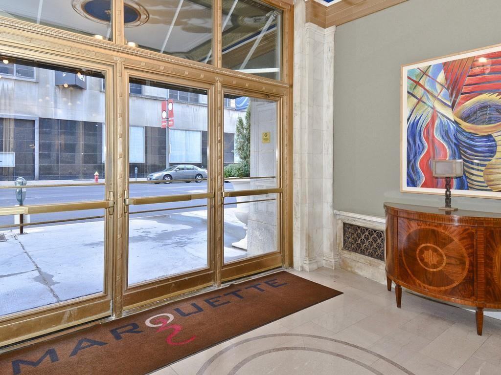 314 N Broadway #502 - Photo 3 of 22