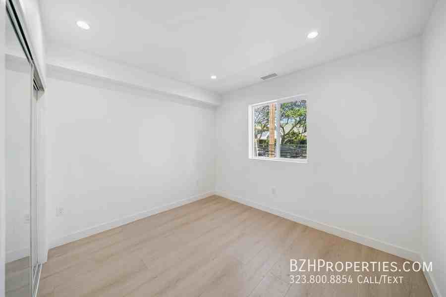 5653 Case Ave - Photo 3 of 50