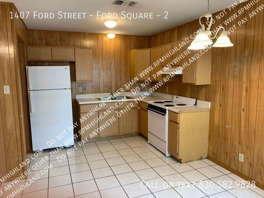 1407 Ford Street - Ford Square #2 - Photo 3 of 16