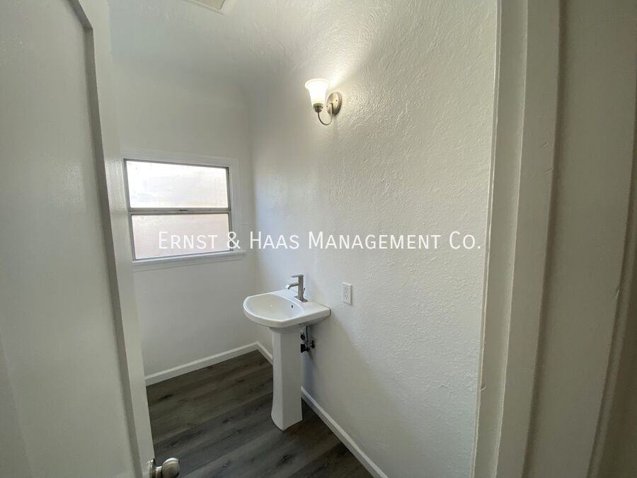 2141 Chestnut Ave #06 - Photo 7 of 7