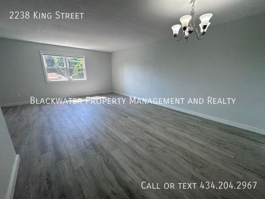 2238 King St - Photo 3 of 10