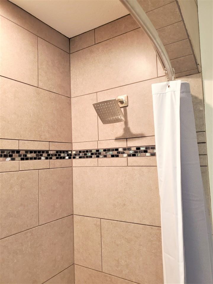 1211 Pine St #1 - Photo 6 of 21