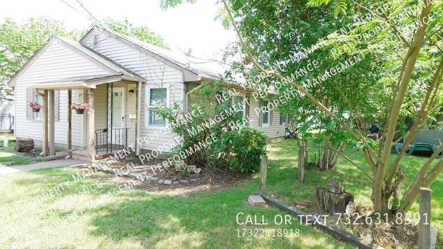 12 Dolan Ave - Photo 2 of 24