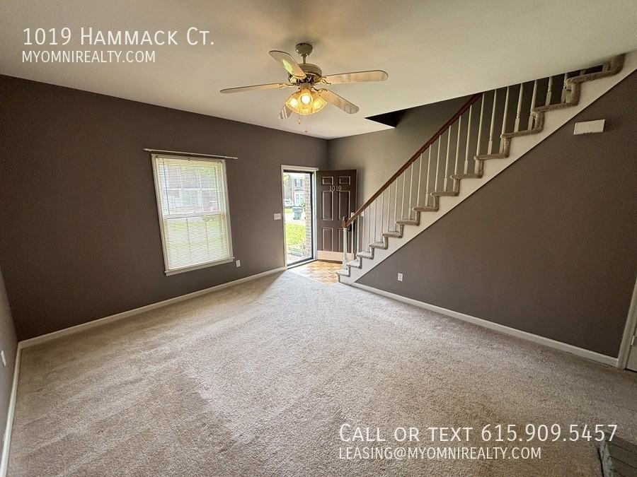 1019 Hammack Ct - Photo 3 of 12