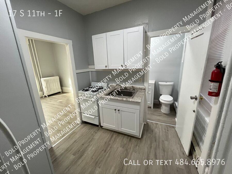 17 S 11th St #1F - Photo 3 of 7