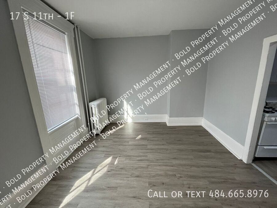 17 S 11th St #1F - Photo 2 of 7