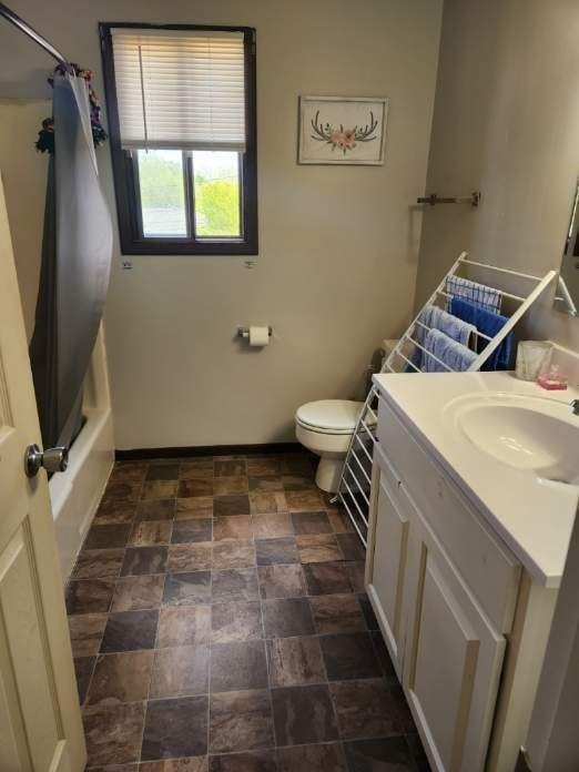 832 Flats - 622 N Colorado Ave - Photo 2 of 5