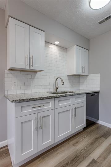 8005 South 48th Avenue*** - Photo 6 of 22
