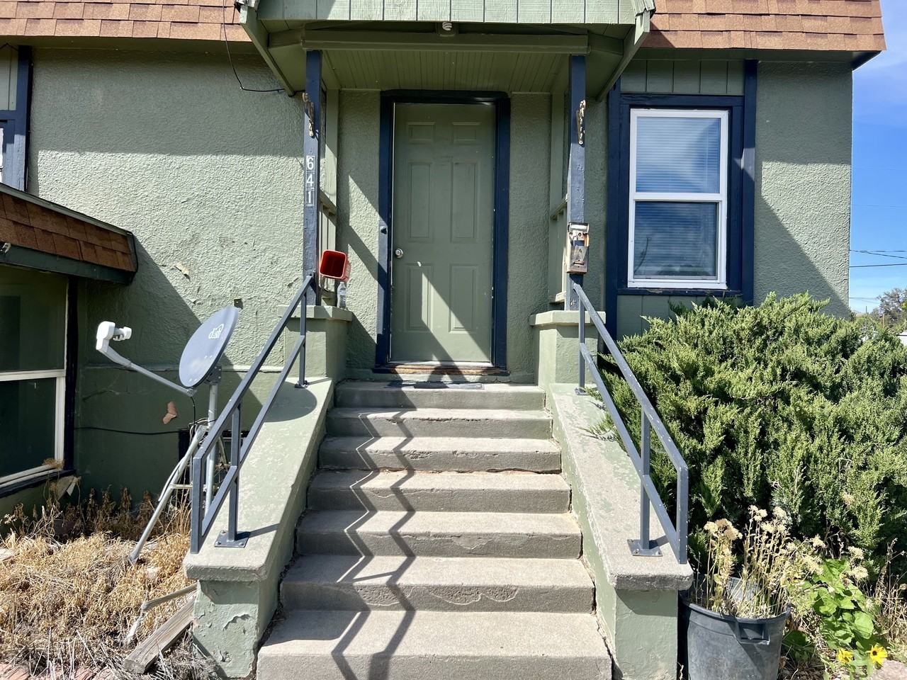 641 Cedar Street - Photo 2 of 20