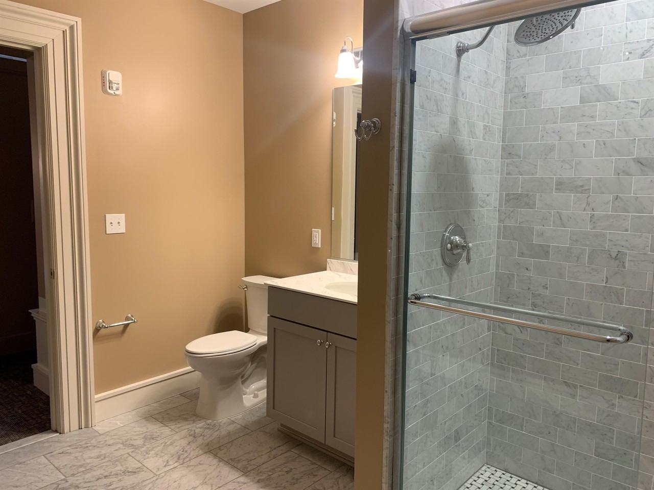 The Goodyear Mansion & Residences - Photo 3 of 33