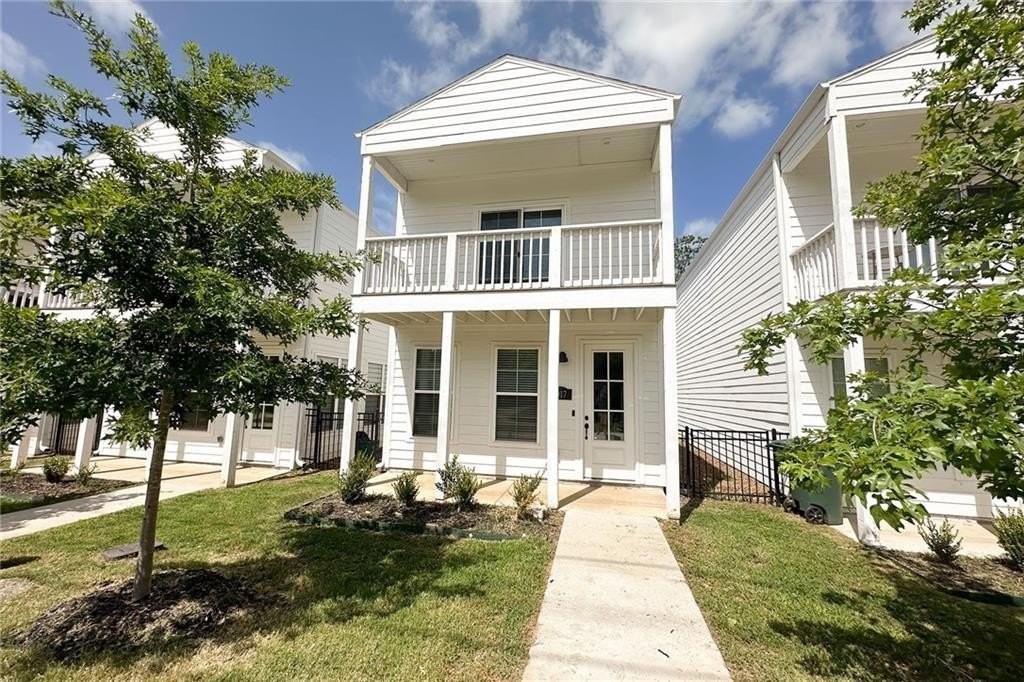 1320 S Van Buren Ave