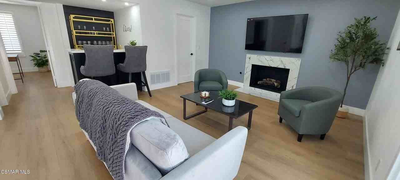 4071 Peoria Ave - Photo 5 of 19