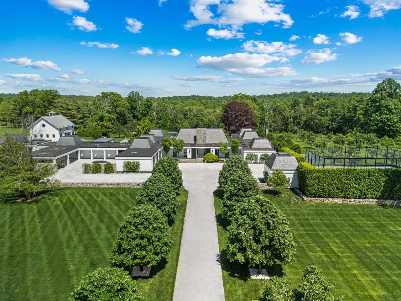 4900 Congress Street - Photo 3 of 40