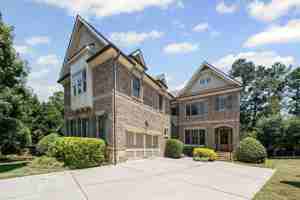 featured image of 2750 Vinings Orchard Cir Se