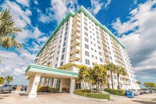 10350 W Bay Harbor Dr #5M - Photo 1 of 1