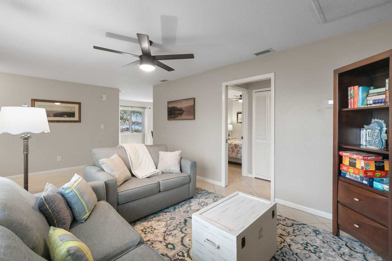 Se 12th Ave - Photo 7 of 25