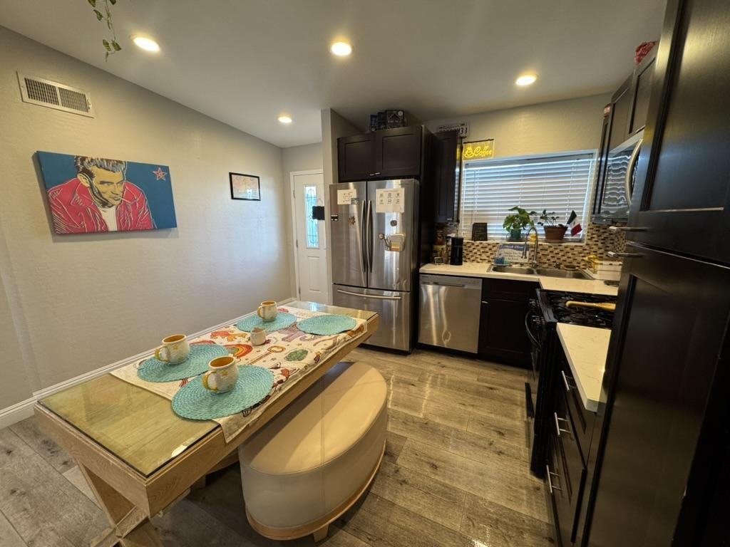 Exley Ave - Photo 6 of 12