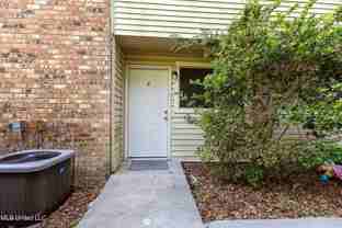 3419 Hospital St #6 - Photo 1 of 1