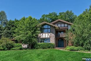 681 Closter Dock Rd - Photo 1 of 1