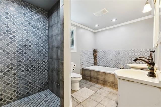 2104 Iberville St - Photo 6 of 10