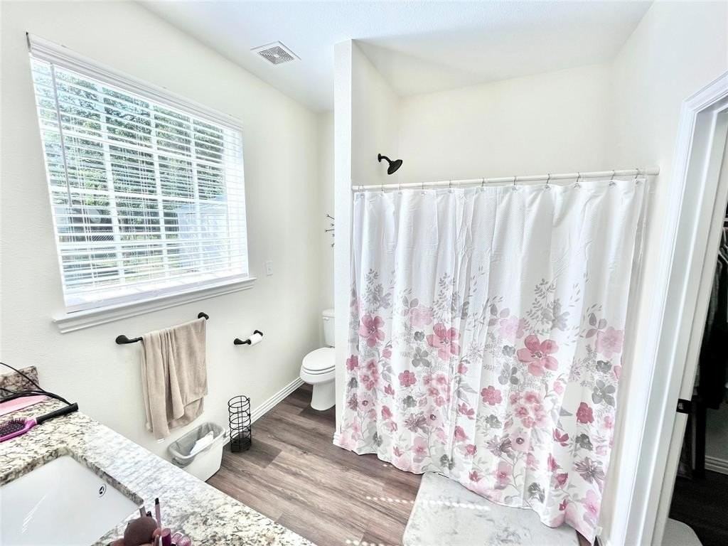 1213 W Woodard St - Photo 7 of 13