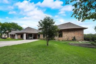 8542 Meadowbrook Dr - Photo 1 of 1