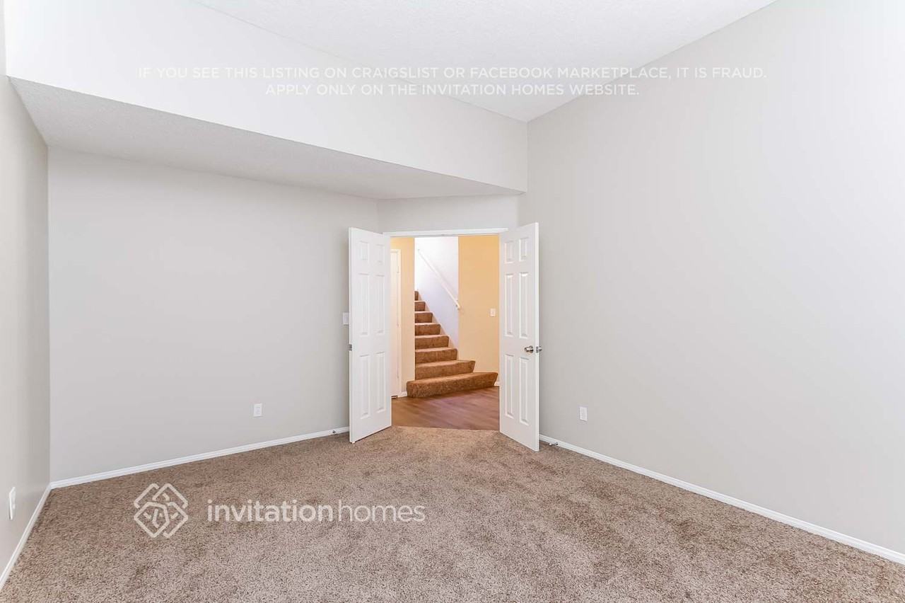 383 Cavos Way - Photo 6 of 15