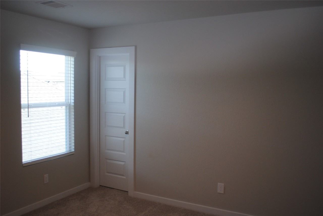 18907 Rising Mesquite St - Photo 5 of 38