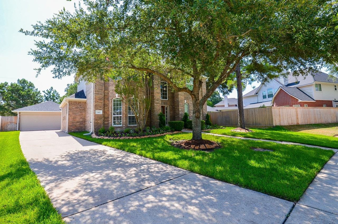 3411 Brinmont Place Ln - Photo 2 of 33