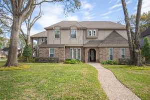 featured image of 9203 Godstone Ln