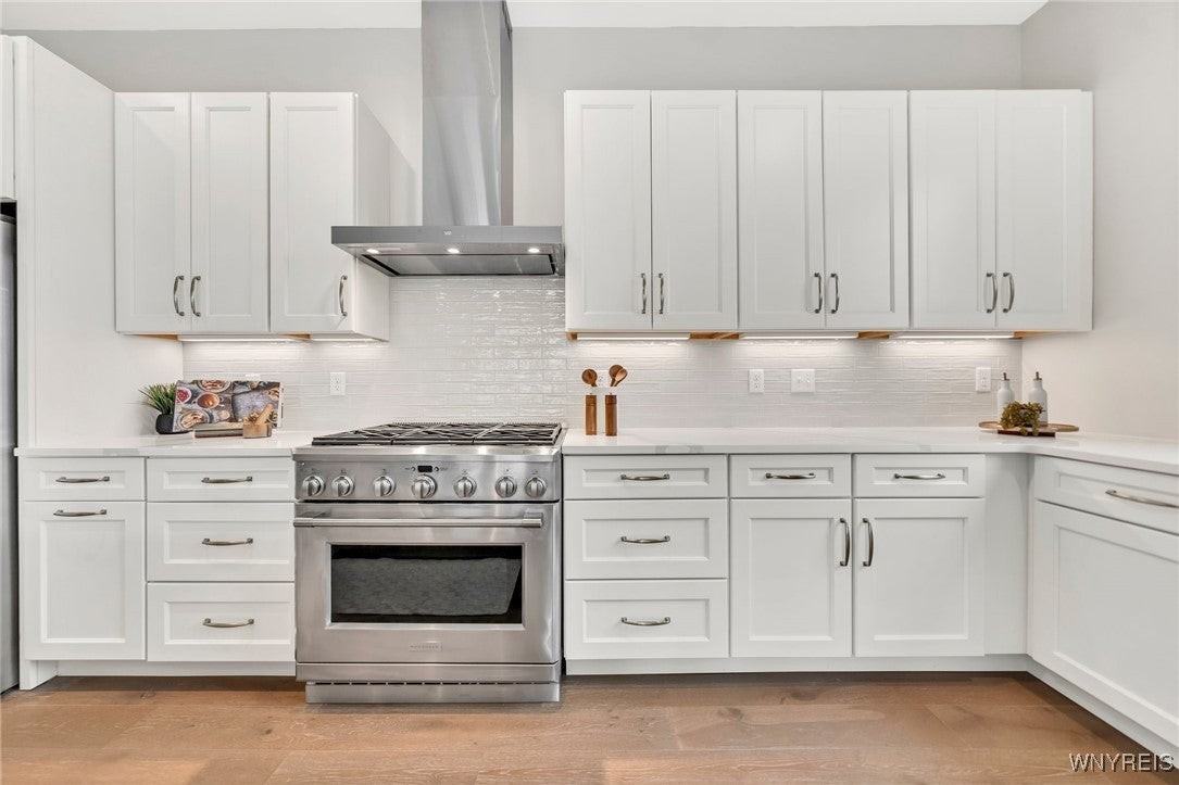 272 Lakefront Blvd - Photo 7 of 47