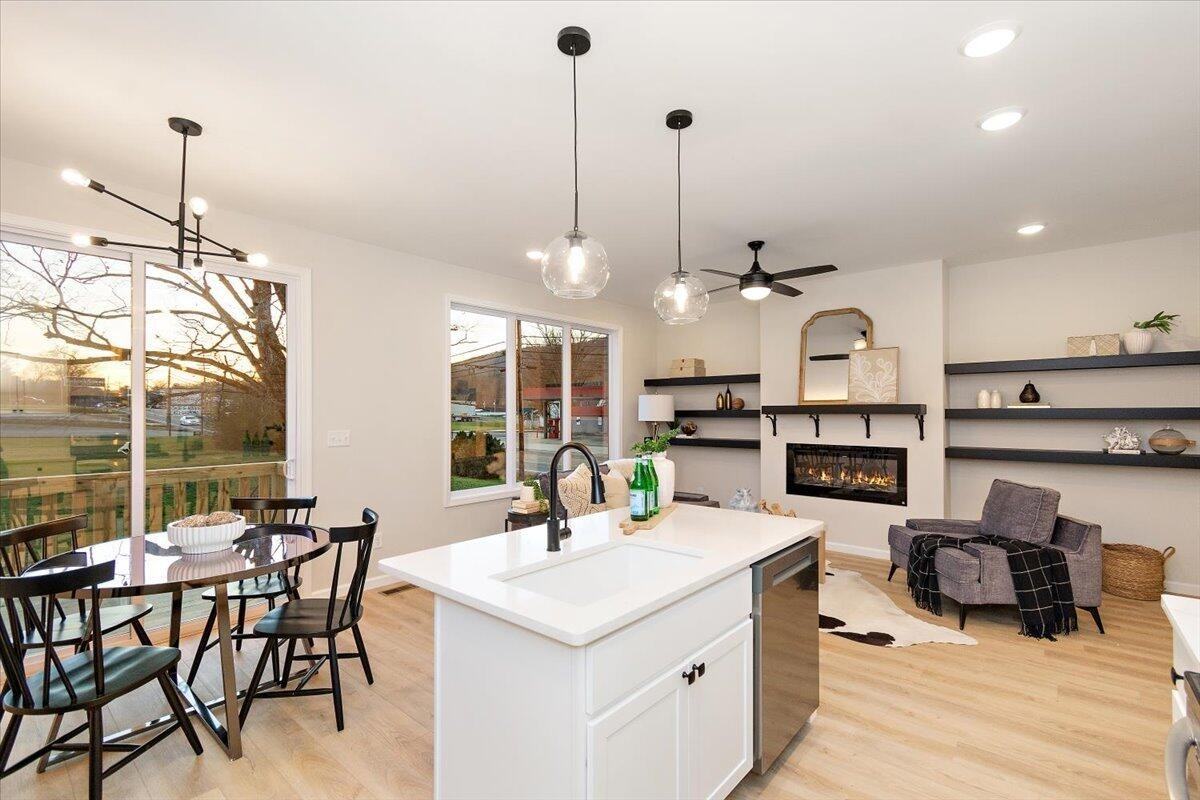 3670 Main St ##2 - Photo 7 of 31