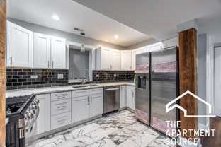 3328 W Congress Pkwy #G - Photo 1 of 1