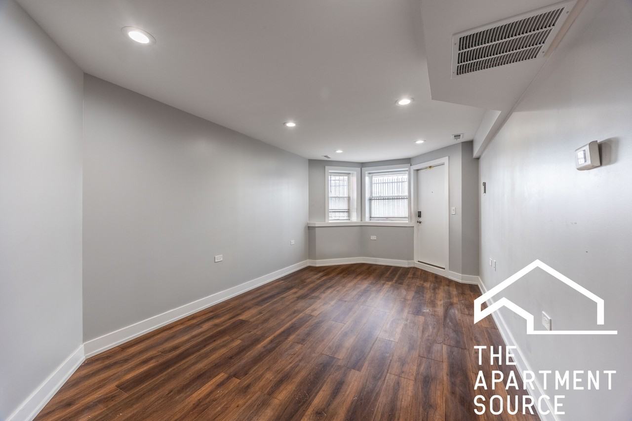 3328 W Congress Pkwy #G - Photo 4 of 13