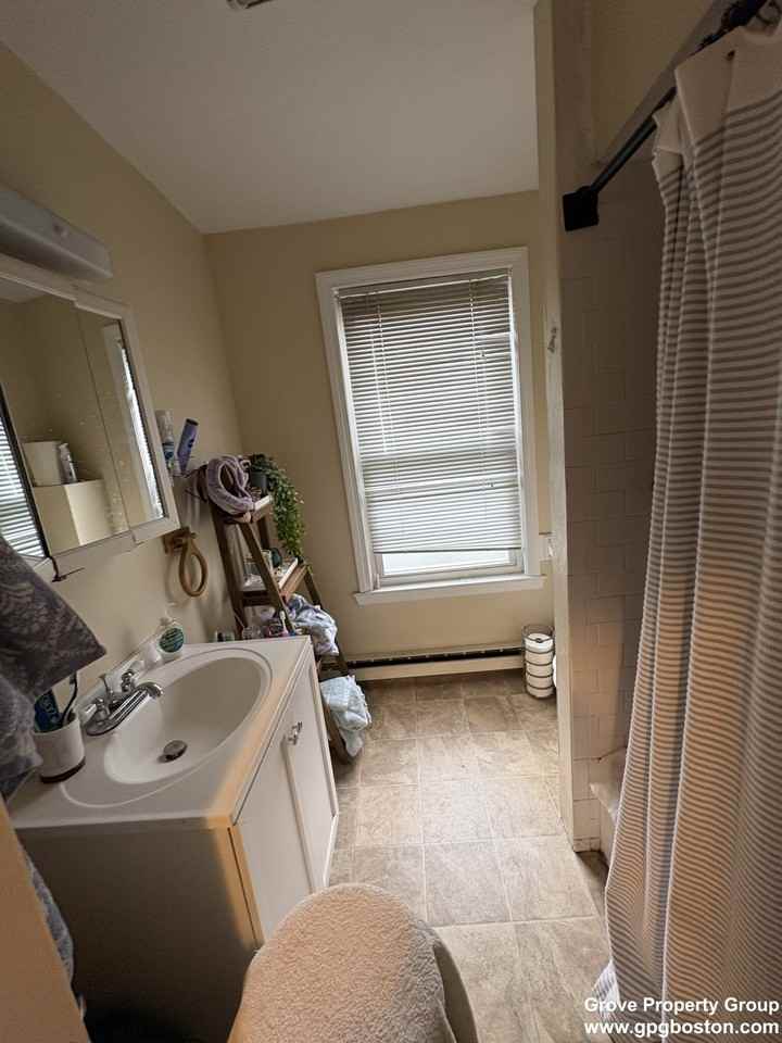 287 W 5th St #2 - Photo 7 of 11