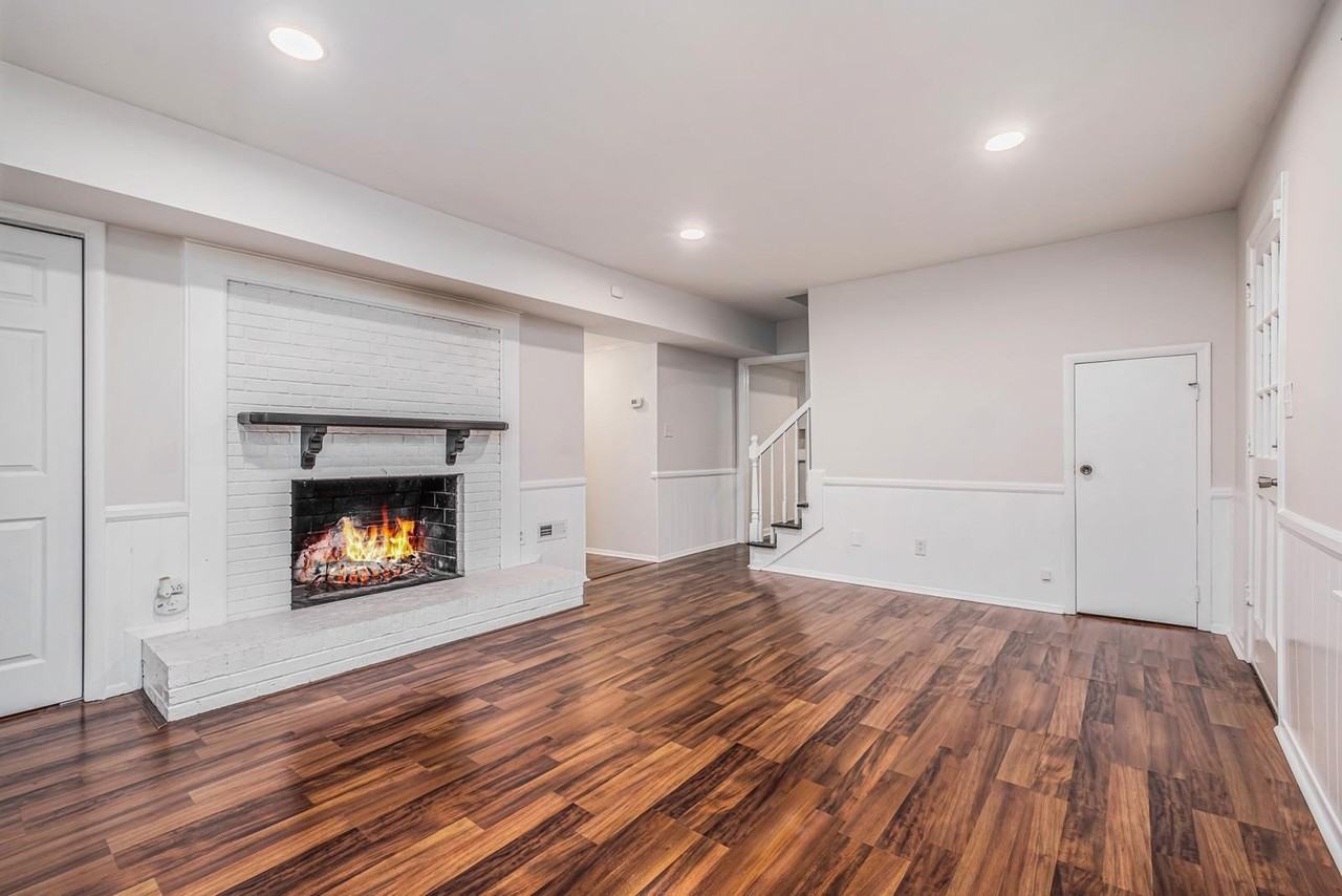 701 Mcnabb Ct - Photo 2 of 36