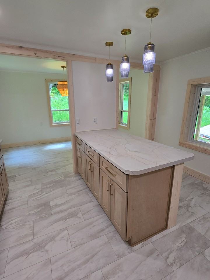 1113 7th Ave - Photo 4 of 14