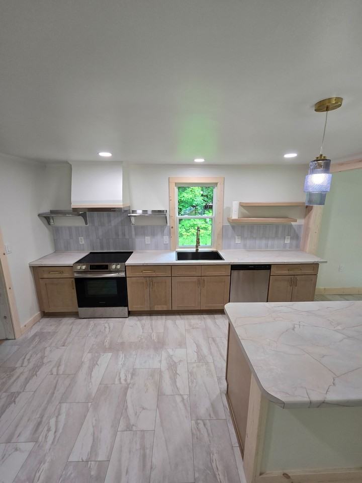 1113 7th Ave - Photo 5 of 14