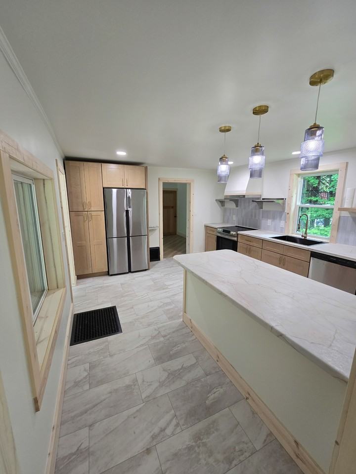 1113 7th Ave - Photo 6 of 14