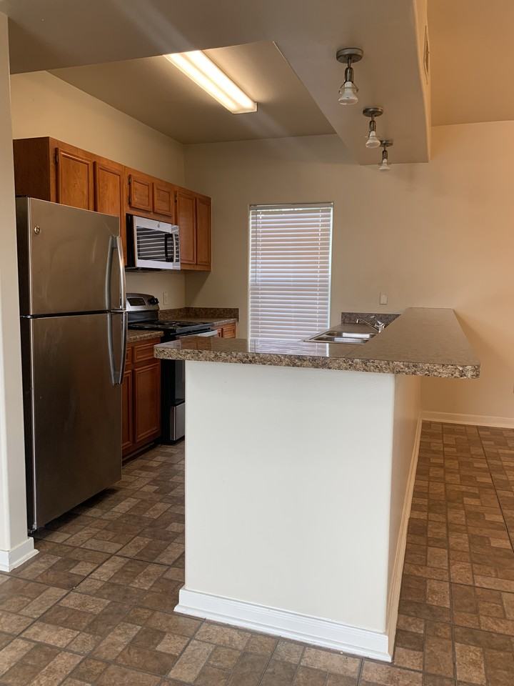 1513 Cage St - Photo 2 of 13