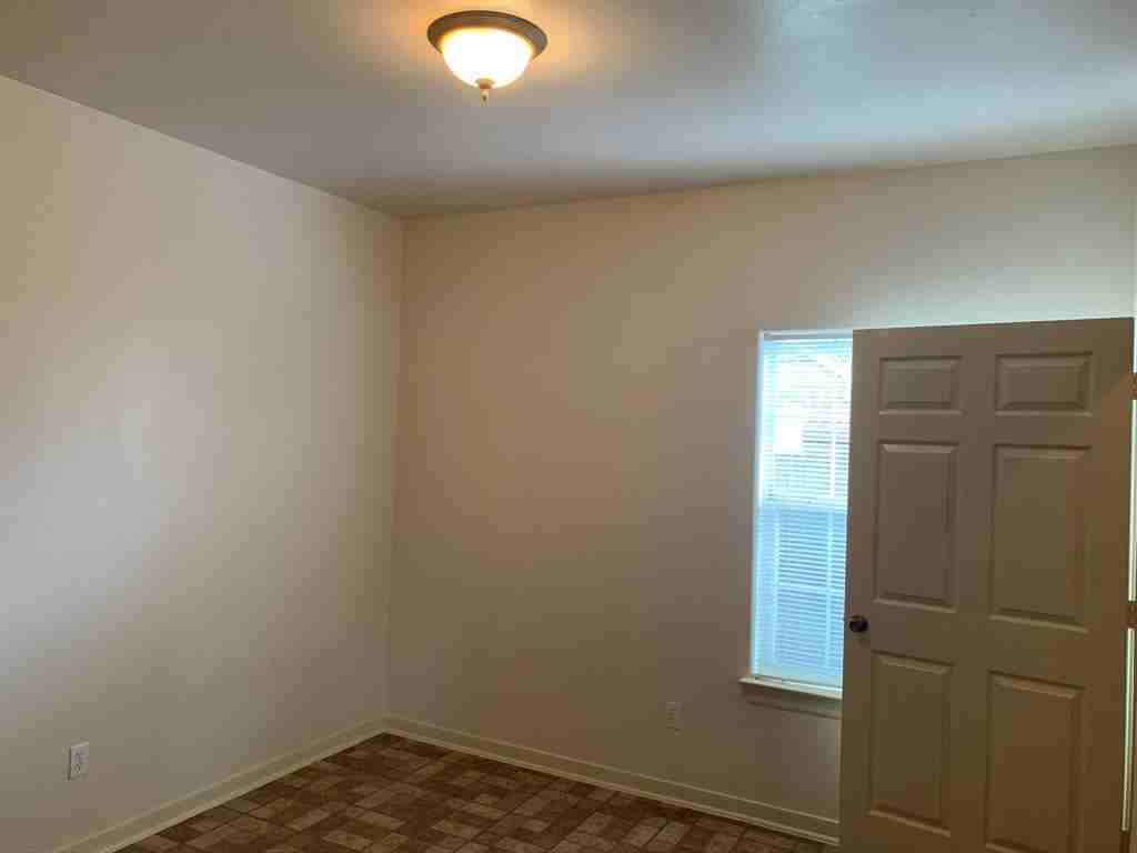 1513 Cage St - Photo 3 of 13