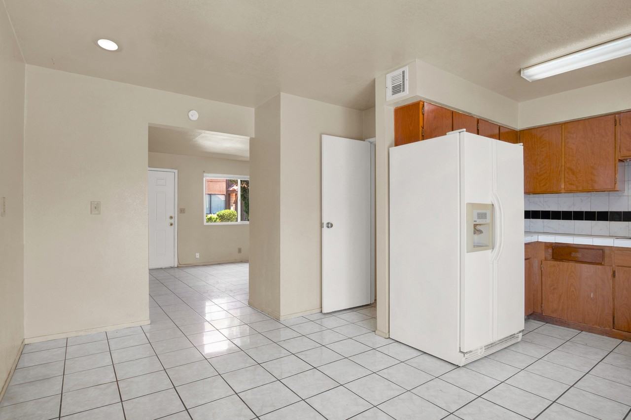 4312 Lynnann Dr - Photo 5 of 20