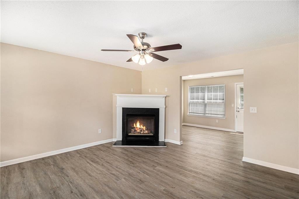 128 Prity Ct - Photo 2 of 10