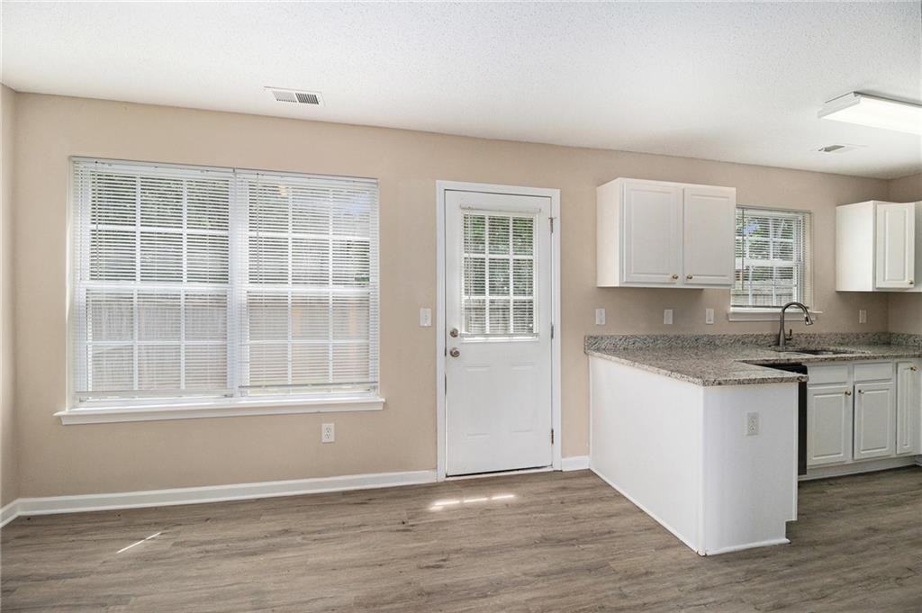 128 Prity Ct - Photo 3 of 10