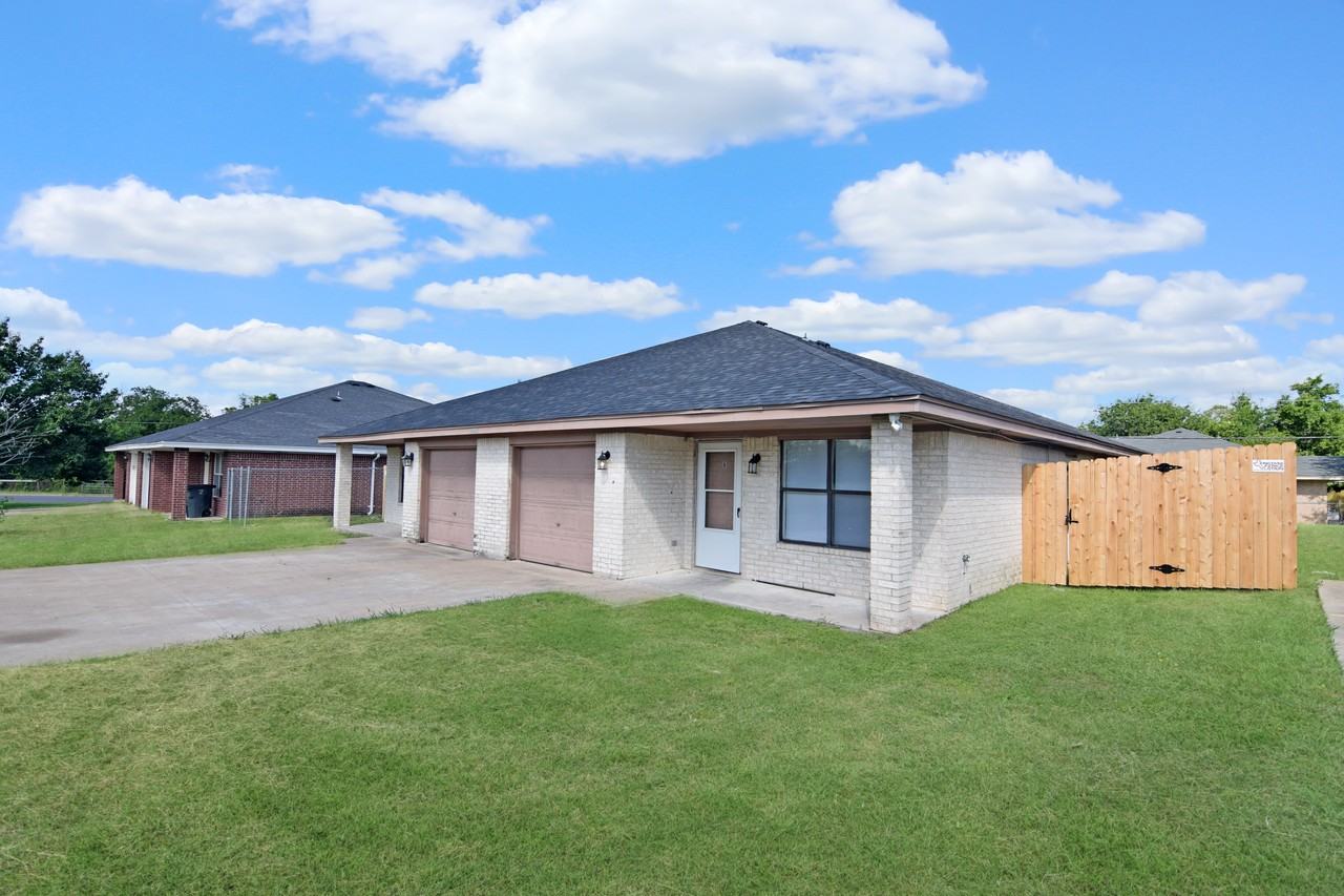 1903 Schwald Rd - Photo 3 of 17