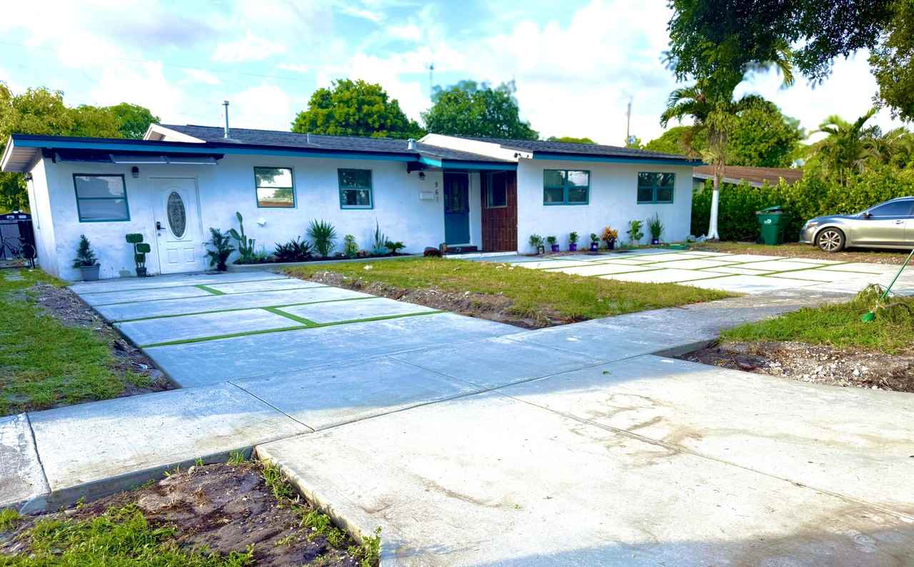 961 Nw 200th St #NA - Photo 4 of 13