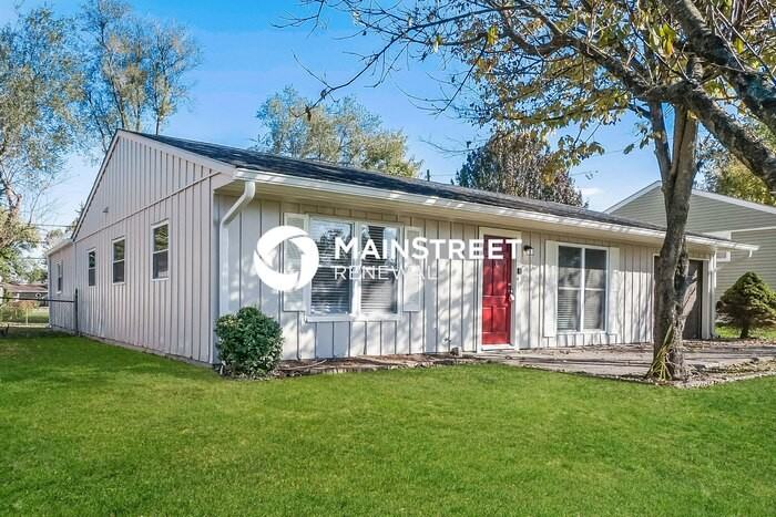 1720 Tennyson Dr - Photo 3 of 16