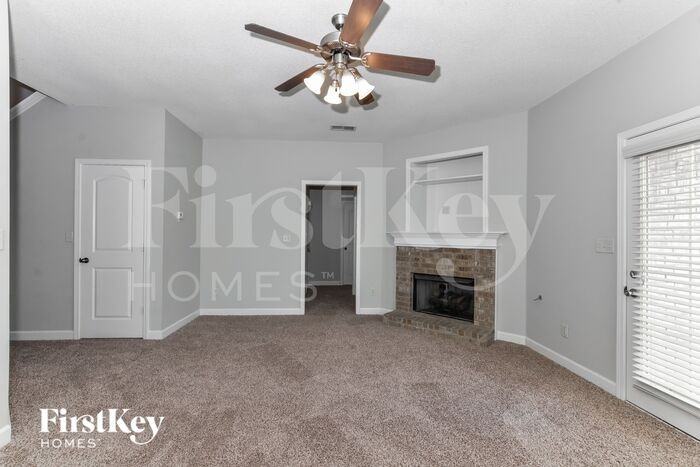 1660 Southall Cv - Photo 3 of 16