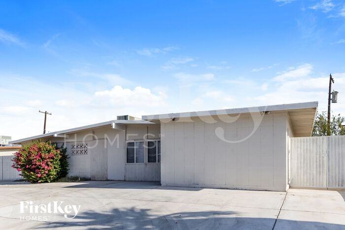 1692 Capistrano Ave - Photo 2 of 16