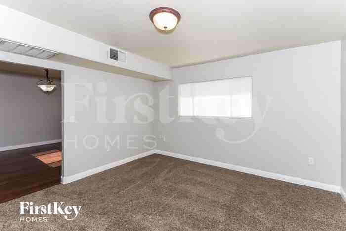 1692 Capistrano Ave - Photo 3 of 16
